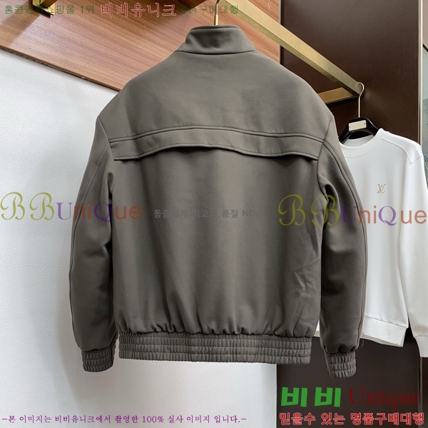  η** ٿ Ŷ LP527546-1