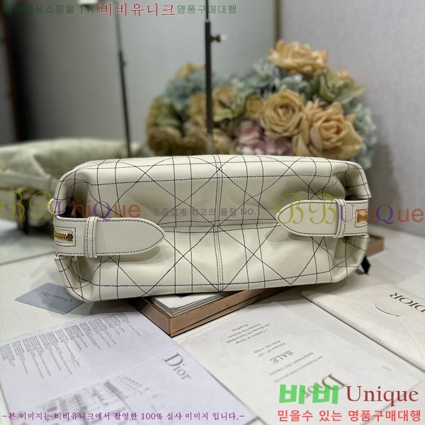 # D-Journey ̵  M2417UT-501