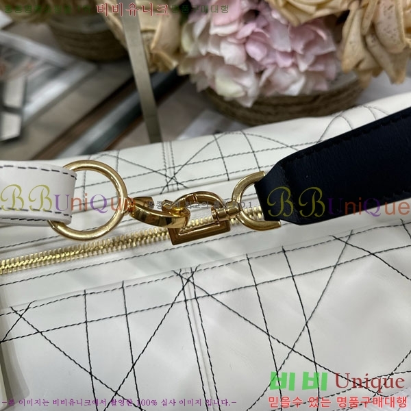 # D-Journey ̵  M2417UT-501