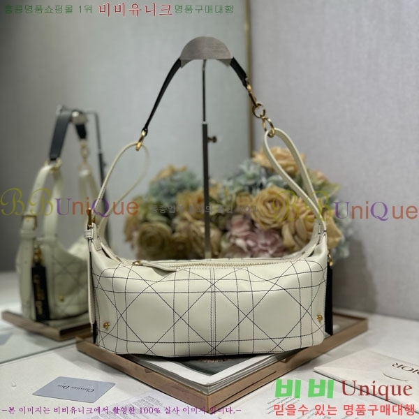 #   D-Journey   M2416-501