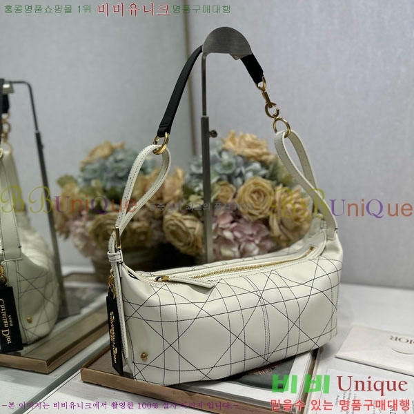 #   D-Journey   M2416-501