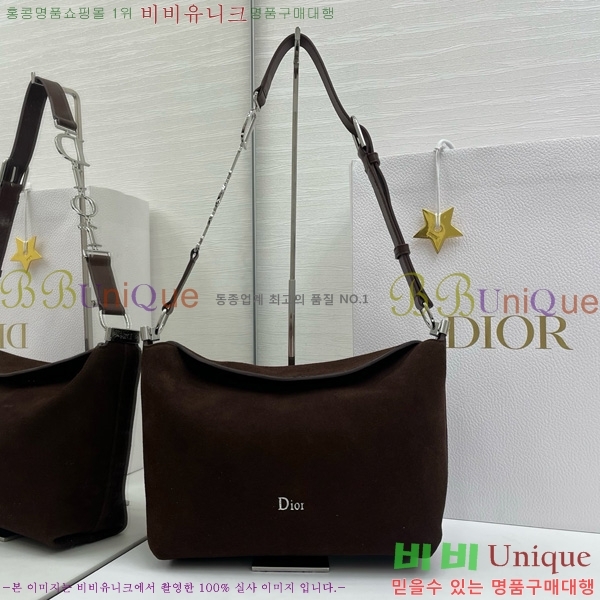 # ʼ ش JONATHAN ANDERSON ȣ M856324-4