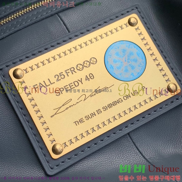 #̺ ǵ P9 ݵѸ 40 ׷ M15225-1