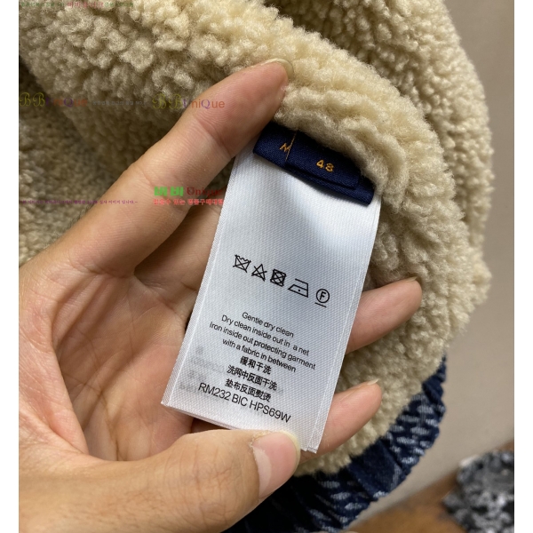  * þ   43LV2511126-1