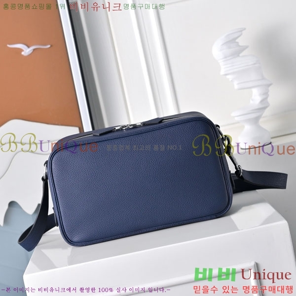 #޽  ٵ   H085735-104