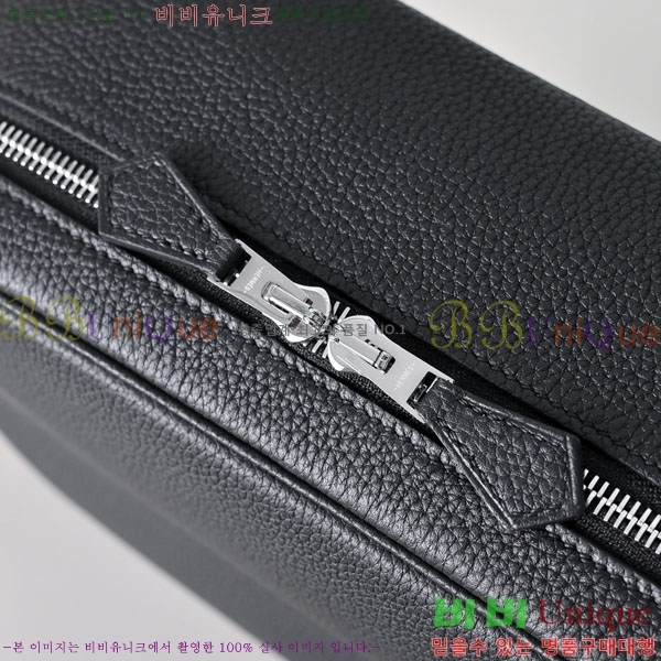 #޽  ٵ   H085735-101