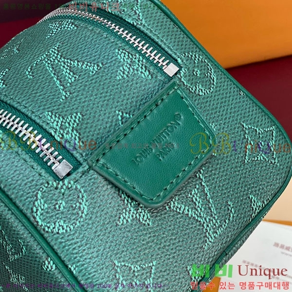 #̺ ̴  ŰƮ Ŭġ M27158-105